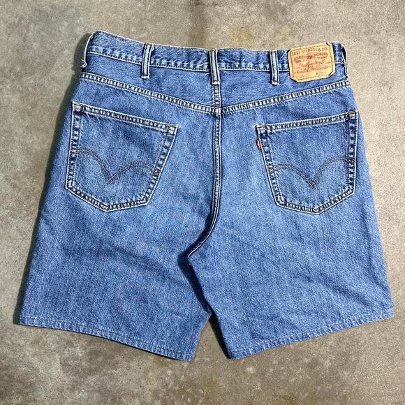 Vintage Levis 550 Baggy Skater Jorts Mens 38" Relaxed Fit Blue Denim Jean Shorts - Picture 1 of 4